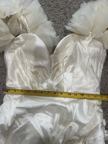 Nuevo con etiquetas Mini Vestido Mable Alvin Rifa Manga Abullonada Acanalado Blanco Crema Talla XL - Imagen 10 de 12