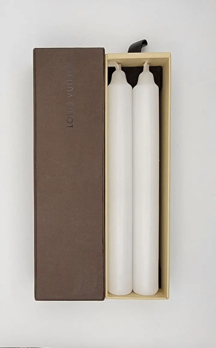 Authentic LOUIS VUITTON white Candles with Box