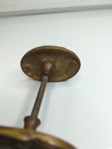 Vintage antique brass door knob. Decorative ornate - Picture 4 of 8