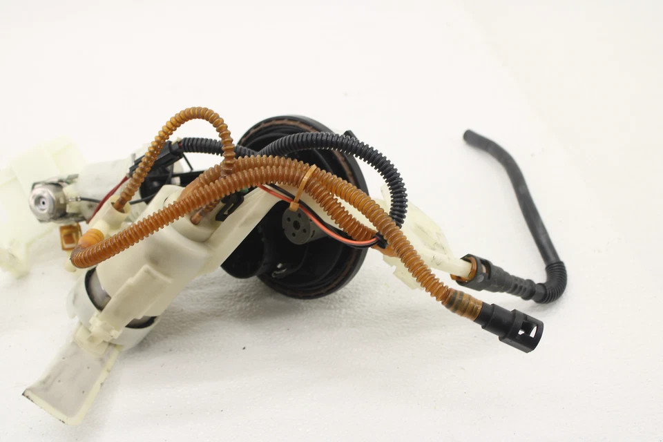 Harley-Davidson Electra Road Street Glide 2012-2017 bomba de combustible con placa superior Foto 4 de 4