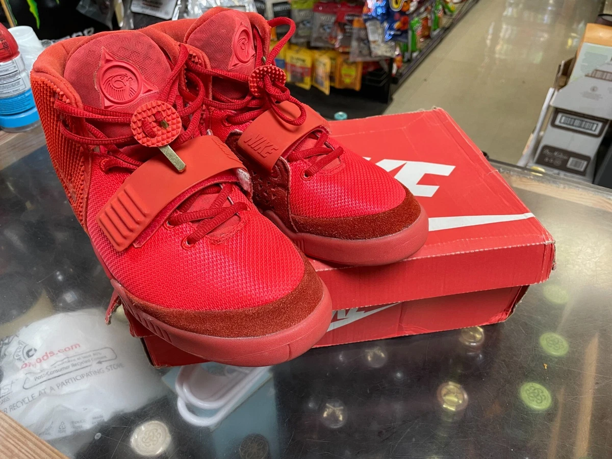 Size 10 - Nike Air Yeezy 2 SP Red 2014 659658910911 | eBay