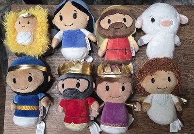 Hallmark Itty Bittys Christmas 8pc Nativity Set Four Plush And Manger