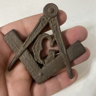 Vintage Or Antique Masonic Cast Iron Compass & Square Freemason Paperweight