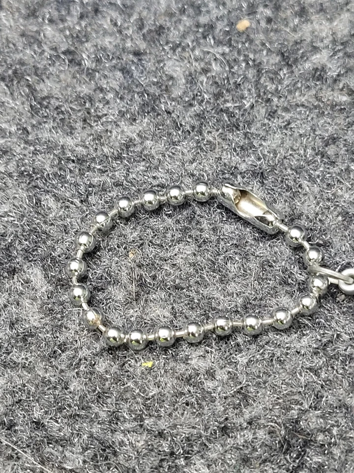 Vintage Bratz Babyz Doll Milk Baby Bottle Accessory Mini Drink Short Chain - Изображение 3 из 4