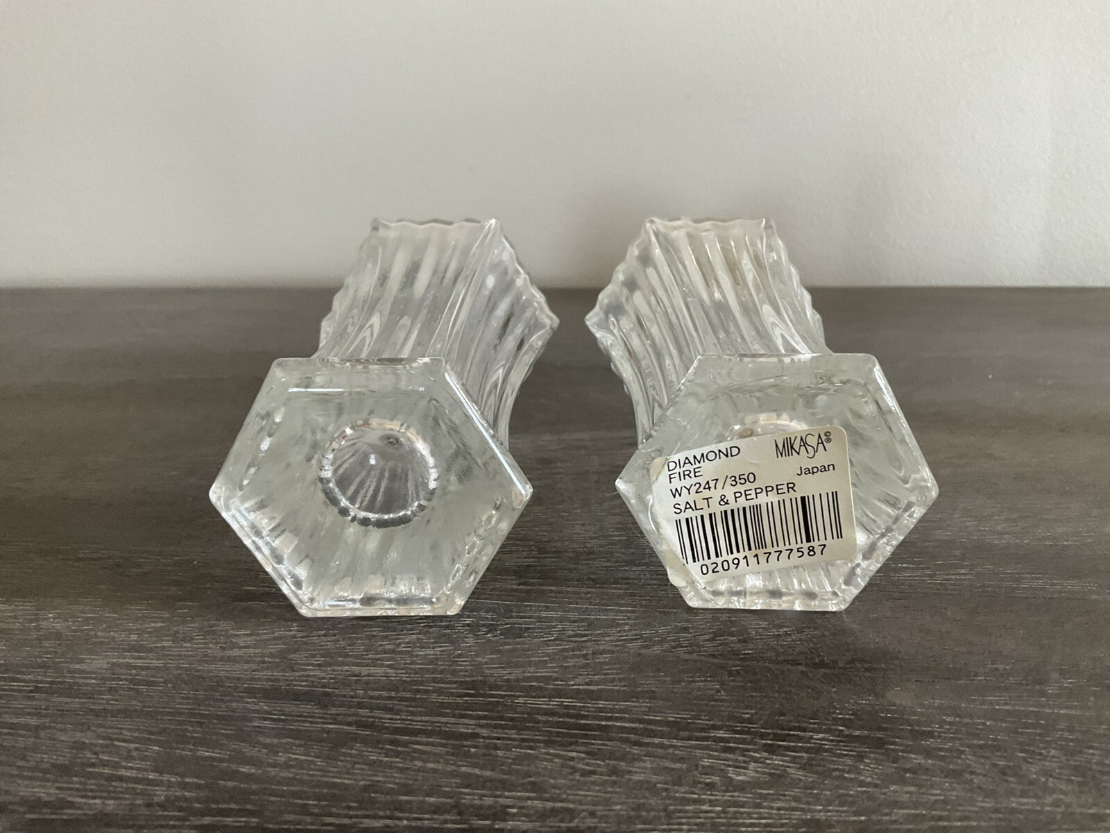 MIKASA Salt and Pepper Shakers Silver Top Clear Crystal Diamond Fire 6