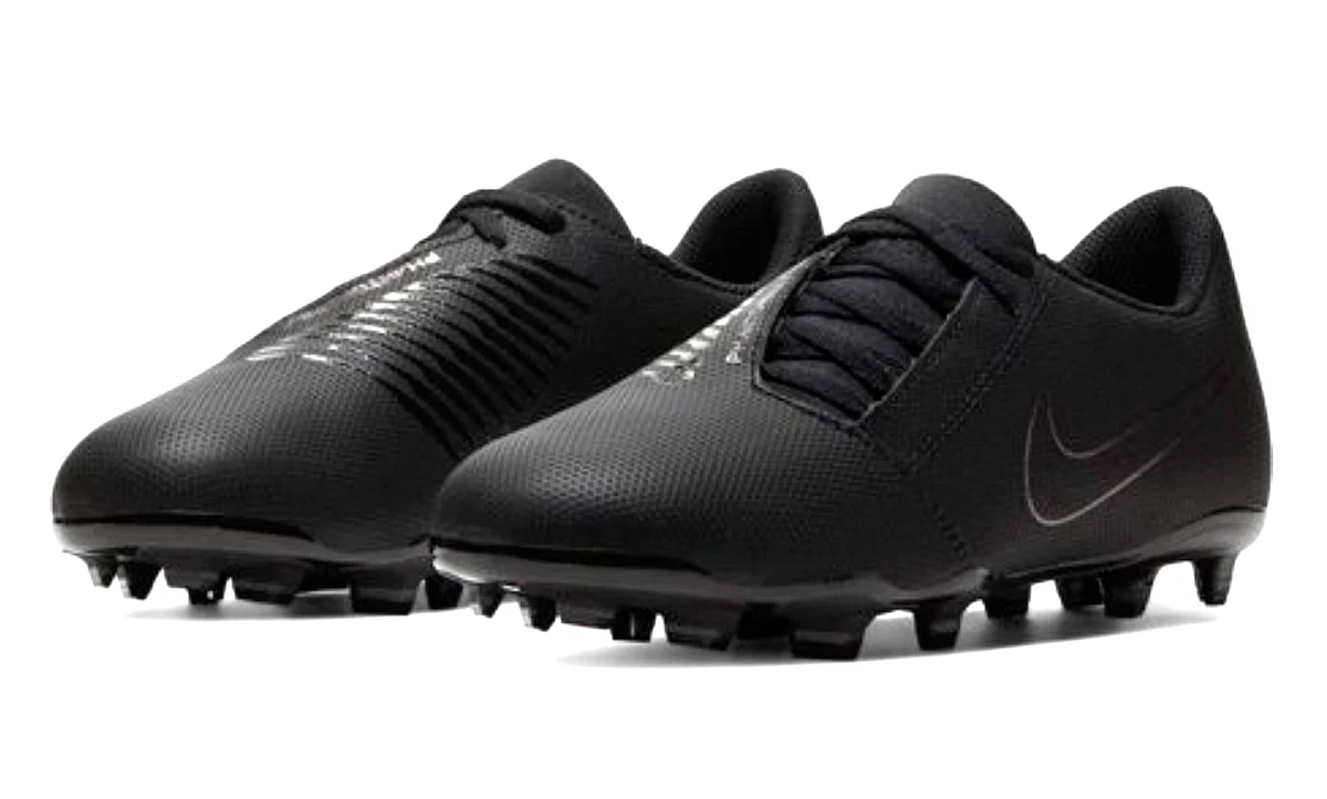 Nike Boys Phantom Venom Club AO0396 010 Black Football Cleats