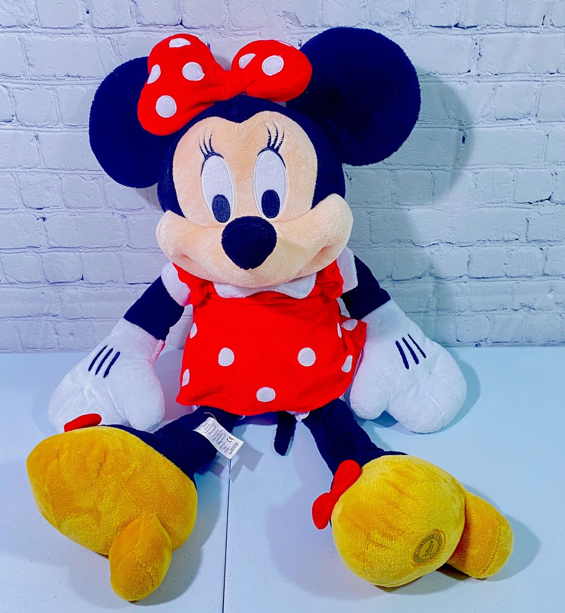 Minnie Mouse Stuffed Animal Plush Classic Red Dress Medium 24 Disney Store  | eBay