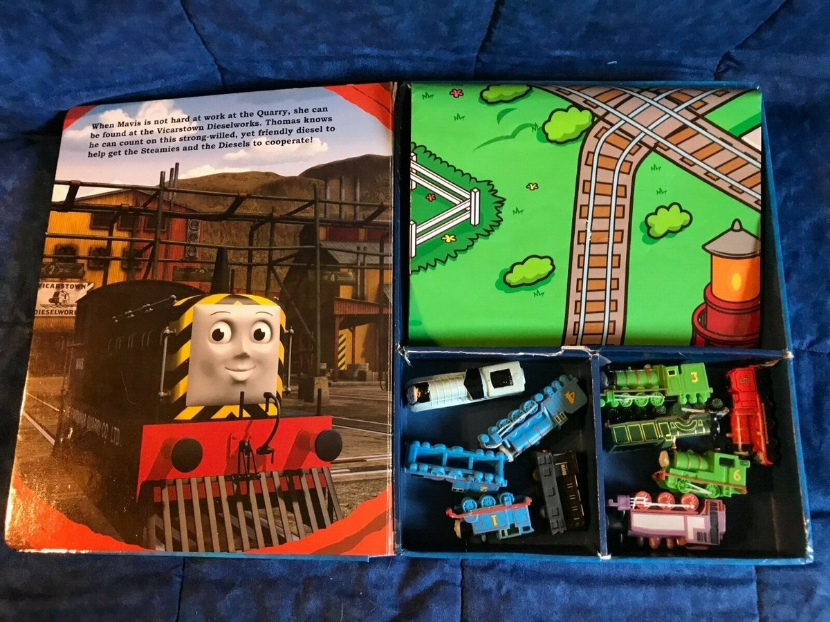 THOMAS & FRIENDS ~ MY BUSY BOOKS ~ 2014 ~ STORYBOOK, 10 TRAINS & A