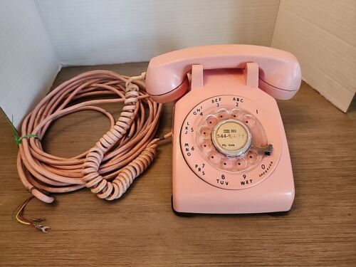 Western Electric Model 500 Series  Pink Rotary Dial Desk Telephone 1962 Vintage  - Afbeelding 1 van 8