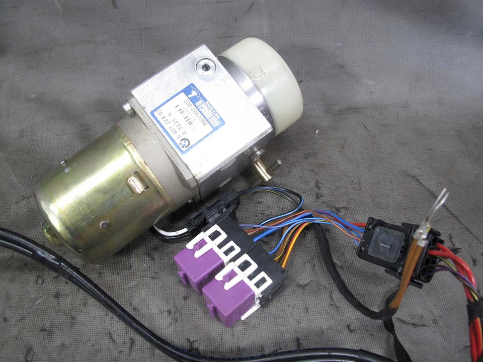 Motor de bomba hidráulica superior convertible BMW Z3 con manguera de pistón 1996-2002 OEM USADO Foto 2 de 4