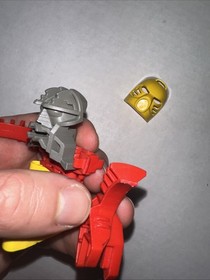 Lego Bionicle Tohunga Jala 1391 Incomplete Broken Arm No Disc