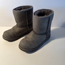 UGG CLASSIC WEATHER SHORT BOOT GREY LEATHER YOUTH US 3