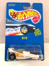 Hot Wheels XT-3 - Blue Card #230 - White with Red Windows, Basic Wheels