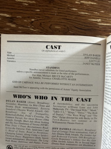 God of Carnage Cast Signed Playbill March 2010 Jeff Daniels Lucy Liu - Picture 4 of 4