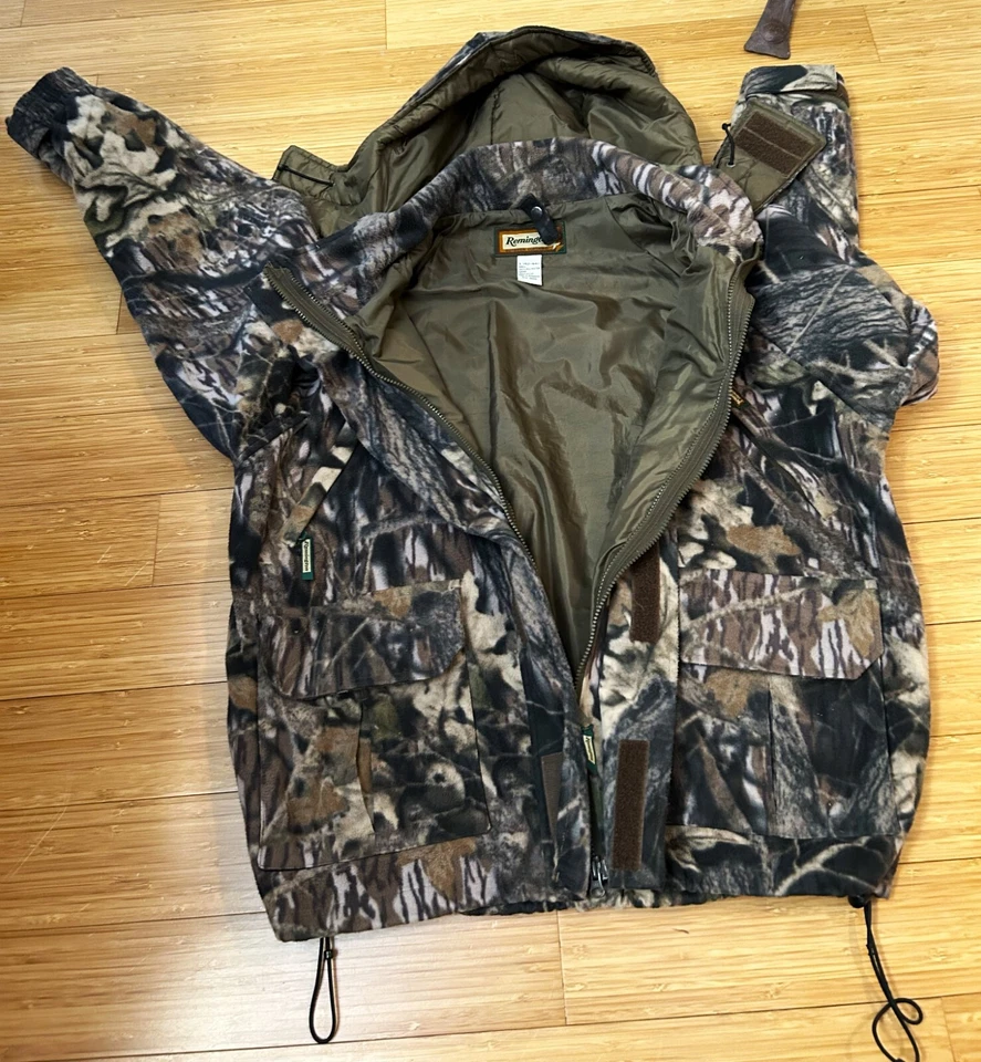 Remington Real Tree Camo Size L 42/44 Flannel Jacket Removeable Hood - Image 2 of 4
