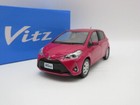 1:30 Toyota Vitz jewela late YARIS color sample car cherry pearl crystal CH