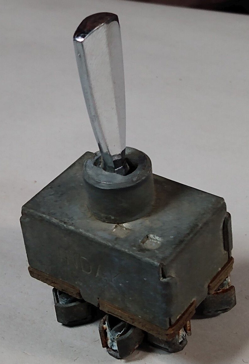 1954 Studebaker Commanders & Land Cruisers ~ Headlight Switch