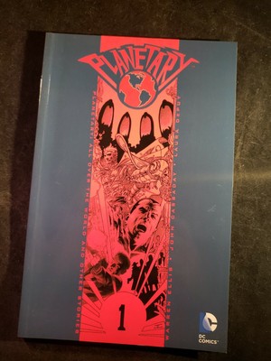 ''PLANETARY'' ~BOOK ONE~ ''ALL OVER THE WORLD AND OTHER STORIES // DC COMICS // 