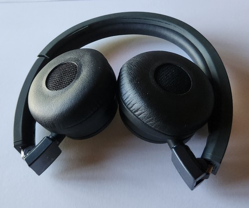 Black AKG Y45BT On-Ear Wireless Headphones - Works but CRACKED On HEADBAND -Read - Picture 11 of 11