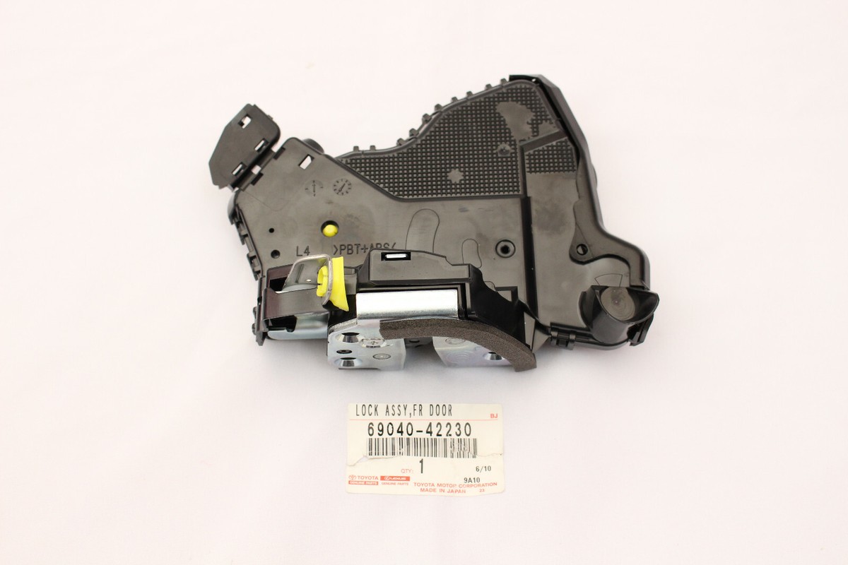 Toyota Land Cruiser Camry Corolla IQ OEM Front Left Door Lock