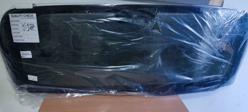 Toyota Alphard Vellfire 2018 Rear Window Glass 68105-58130 - Image 3 of 4