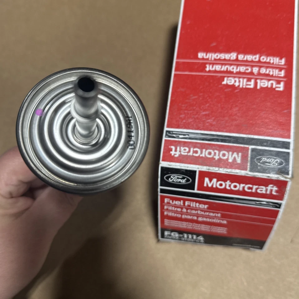 🔥NUEVO Filtro de combustible de motor original Ford Motorcraft FG1114 1 PIEZA Foto 3 de 4