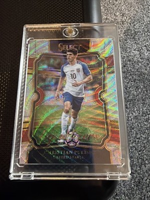 2017-18 Panini Prizm Silver Wave Equalizers EQ-40 Christian Pulisic USAMNT