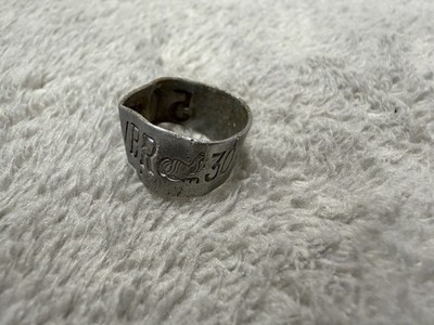 Antiker Ring aus Aluminium mit einem Brieftaubenmotiv aus dem 19. Jahrhundert