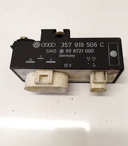 357919506C Lüfter Steuergerät Relais 357919506C  89 8721 000  8 DE2855287-24