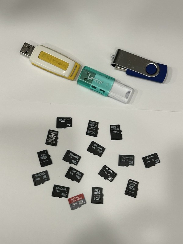 Lot Of 16 Used Micro SD Cards - 3 Flash Drives - Various Brands And Sizes