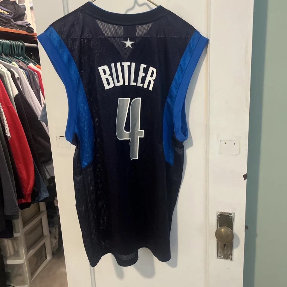 Camiseta Adidas NBA Dallas Mavericks #4 Caron Butler Talla Mediana Foto 2 de 4