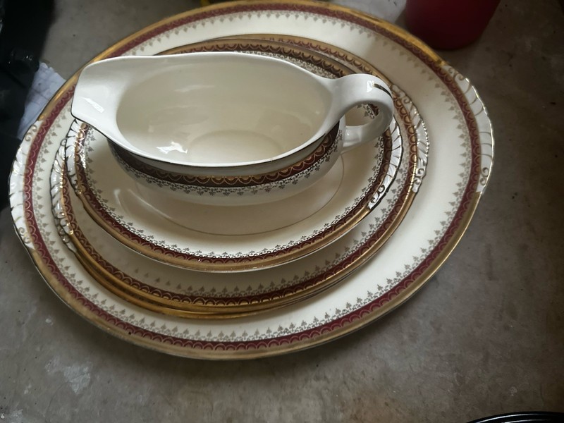 Eggshell Nautilus with Gold/Red Band Porcelain Dinner Set Plates, Bowl, Gravy