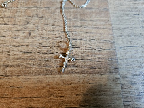 14k Gold Nugget Cross with 18" 14k gold chain necklace - Picture 4 of 9