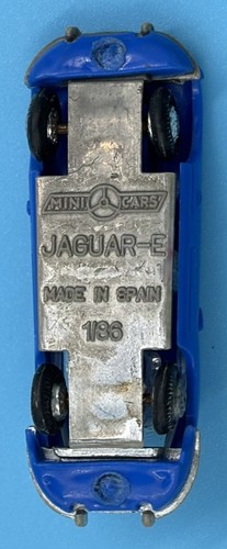 1960s EARLY VINTAGE ANGUPLAS MINI CAR SERIES Blue PLASTIC JAGUAR-E Scale 1:86 - Foto 7 di 7
