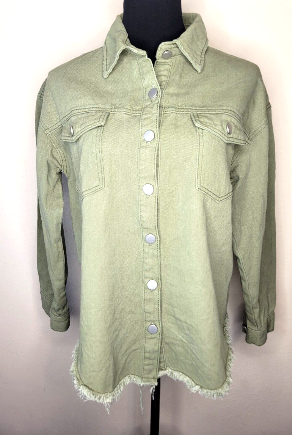 Women's Medium Olive Green Denim Jacket Shacket Fringed Bottom Button Accent