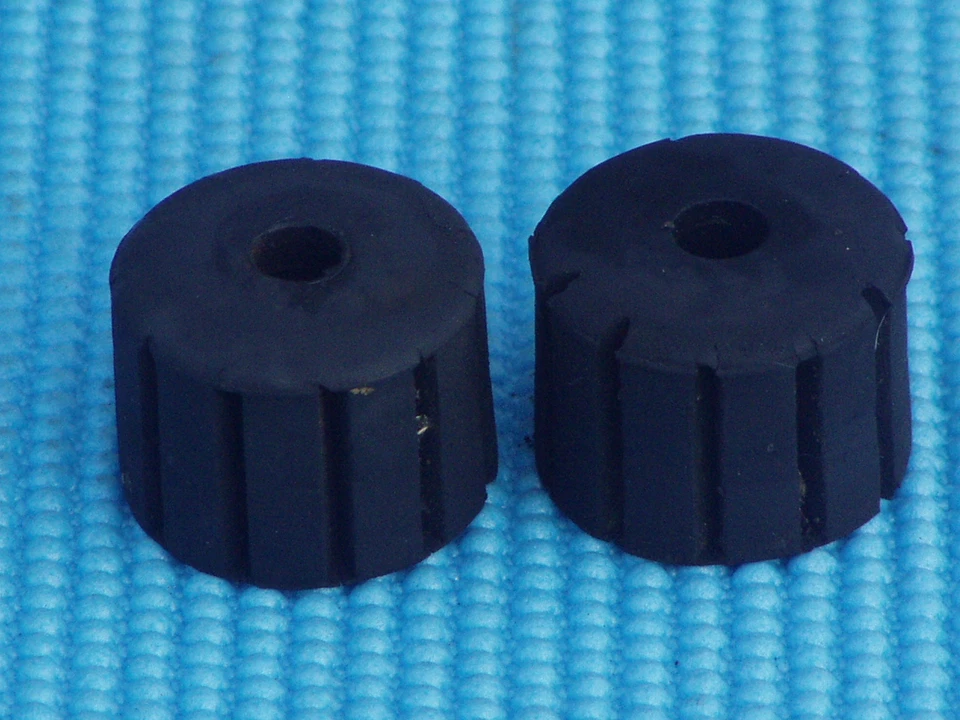 Cauchos del tanque de combustible delantero Honda CB750 CB350 CB500 CB550 CL350 CB450 CL450 CB CL Foto 2 de 3