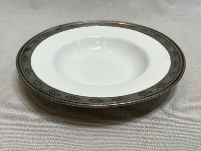 Rare Antique Vagabond House Pewter 95 Rim Porcelain Soup Bowl, 11 1/2'' Dia