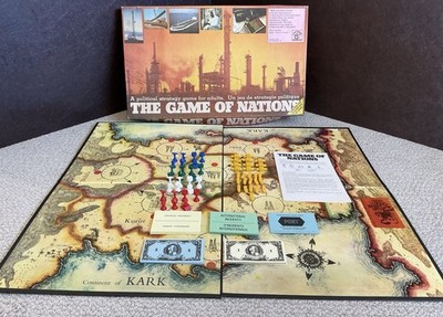 Waddingtons THE GAME OF NATIONS Board Game 1973 (Bilingual English/French)