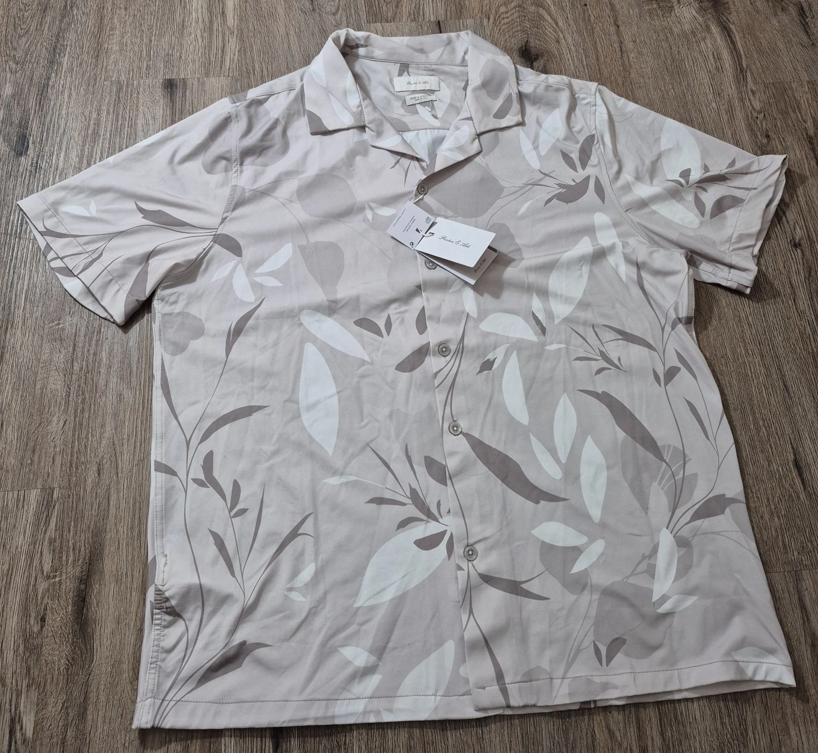 Porter & Ash Floral Resort Shirt - Short Sleeve Size Medium