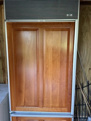 Sub-zero Refrigerator/freezer