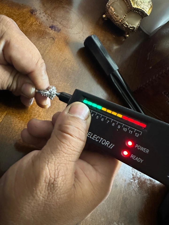 Anillo de plata de ley blanco 1/10 ctw diamante genuino talla 6,5 Foto 4 de 4