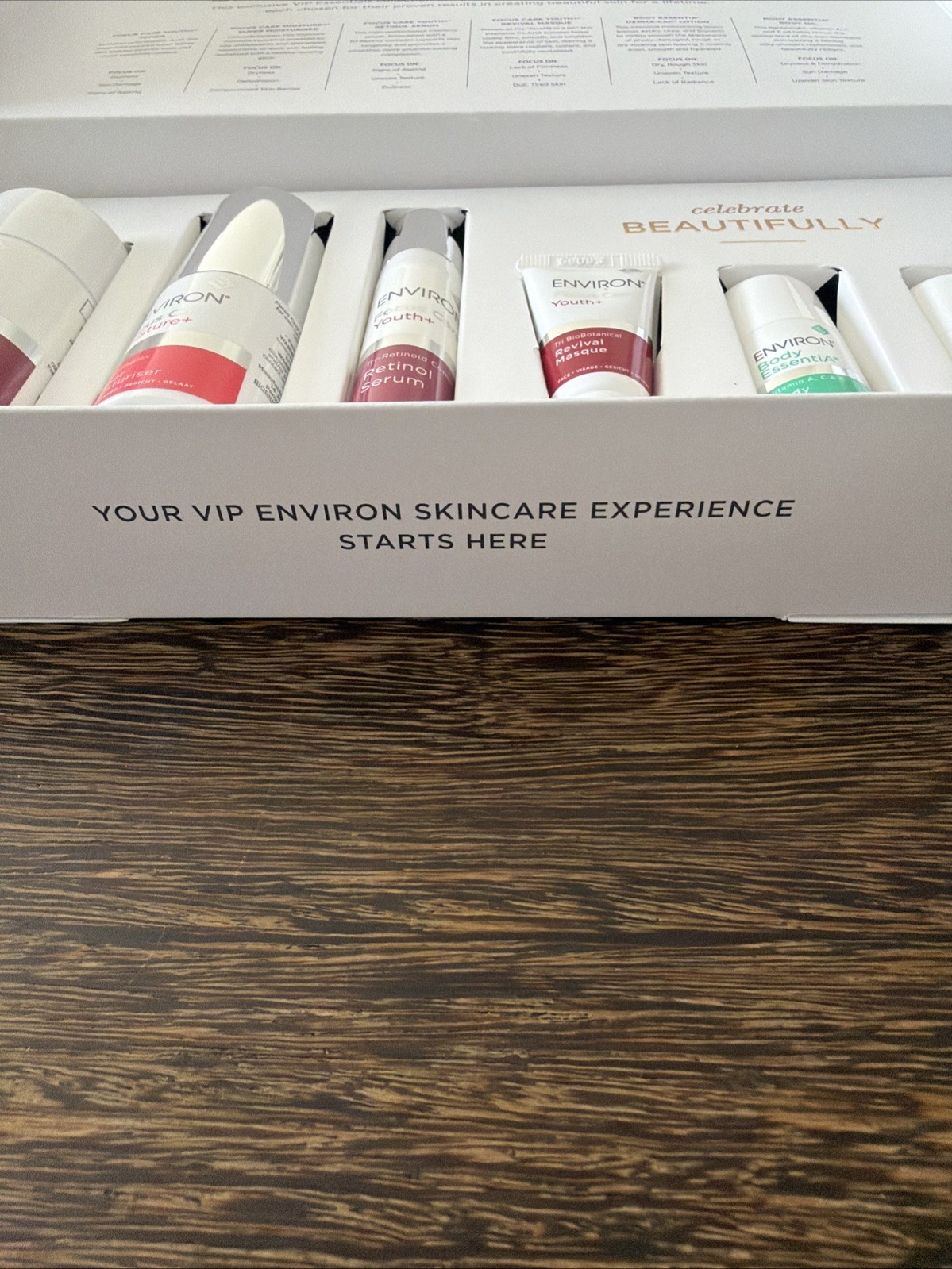 ENVIRON EXPERTS CHOICE VIP ESSENTIALS HOLIDAY SET NIB $86 11/2026 thumbnail 9