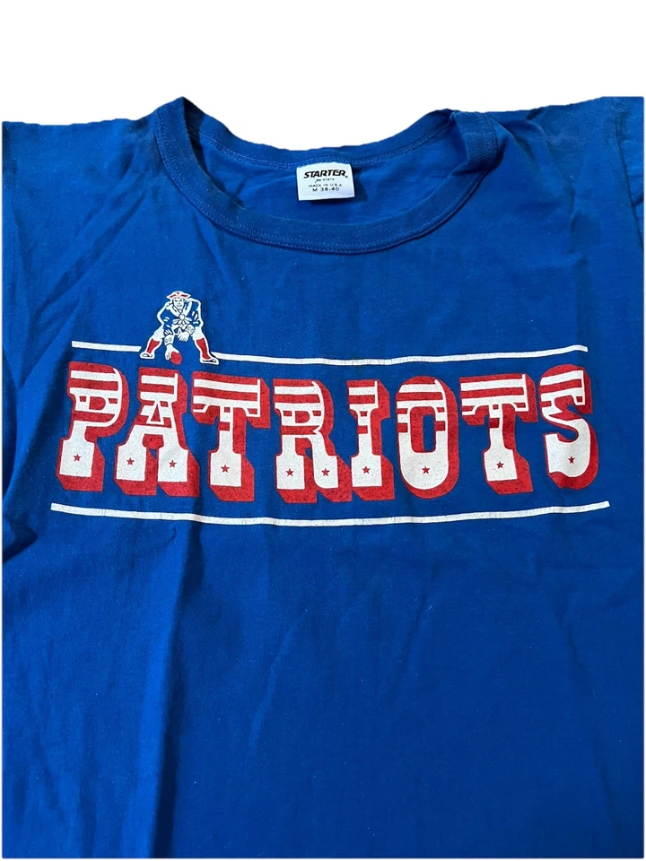 Camiseta Starter New England Patriots en azul con gráficos rojos y blancos Foto 4 de 4
