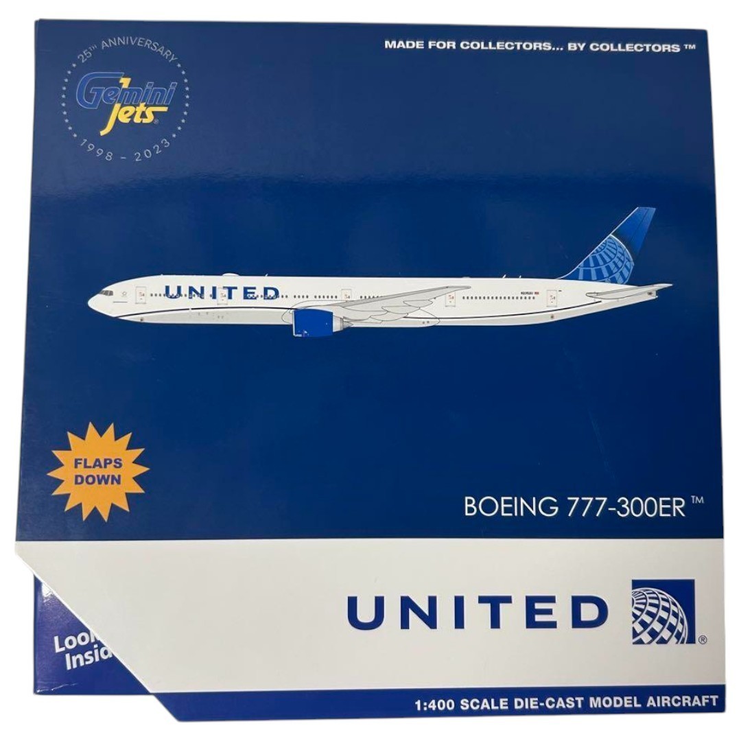 Gemini Jets ジェミニ BOEING 777-300ER UNITED Gemini Jets Boeing 777-300ER United 1:400 Scale Model - Used