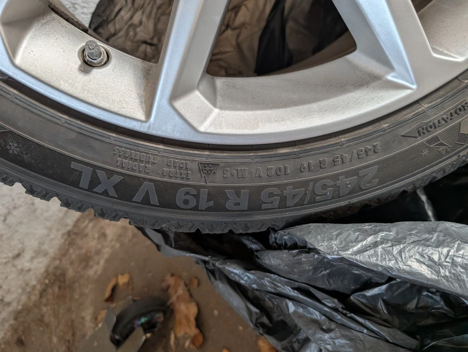 Winterkompletträder – Hyundai Tucson -  Borbet / Semperit Speed Grip 5 – 19 Zoll - Bild 3 von 4