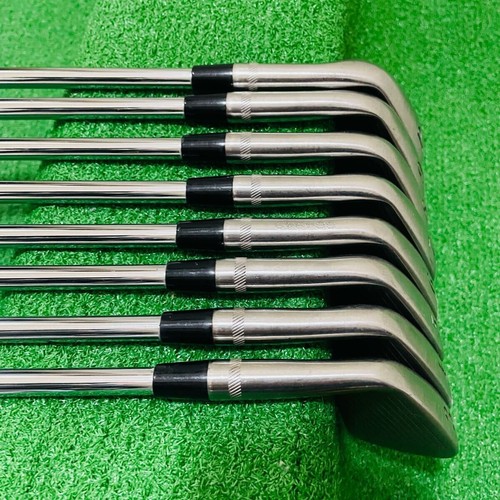 Titleist DCI 990 8Pcs 3-9+Pw iron set Dynamic Gold S300 Flex Stiff - Picture 6 of 9
