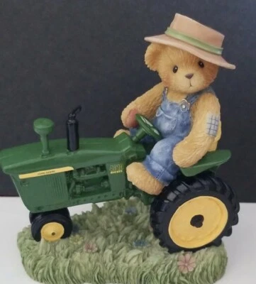 ENESCO JOHN DEERE CHERISHED TEDDIES CHUCK "YOU'VE ALWAYS BEEN A DEERE FRIEND 811734 JOHN DEERE NIB