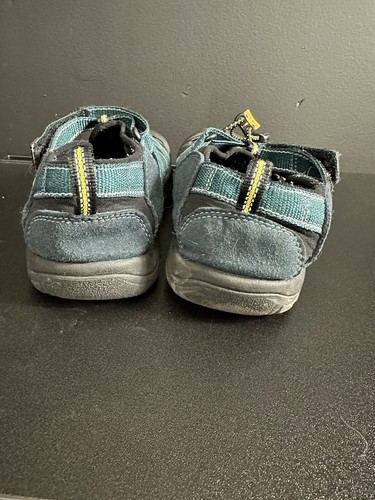 KEEN Newport H2 Sandals Big Kid's Size 7 Green Waterproof - Picture 11 of 13