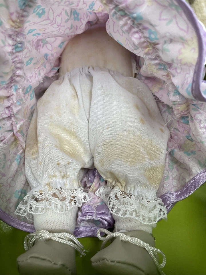 Colección Dream Vintage, Muñeca de Porcelana Irrompible, Llamada Olivia Foto 4 de 4