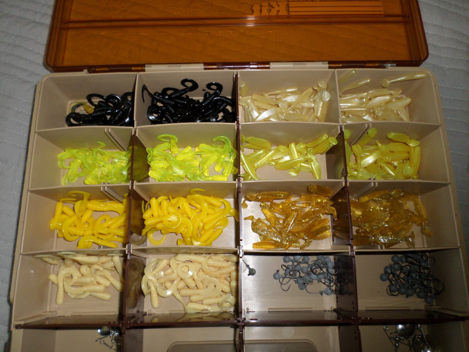 FISHERMEN! JIG MAKING KIT W/ ORGANIZER Rubber bodies,hooks,Spinners,lead heads eBay